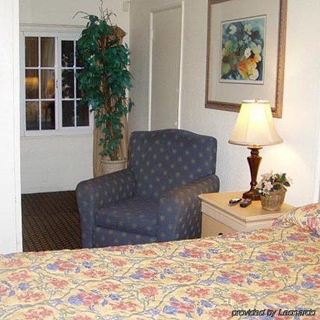 Stockton Travelers Motel חדר תמונה